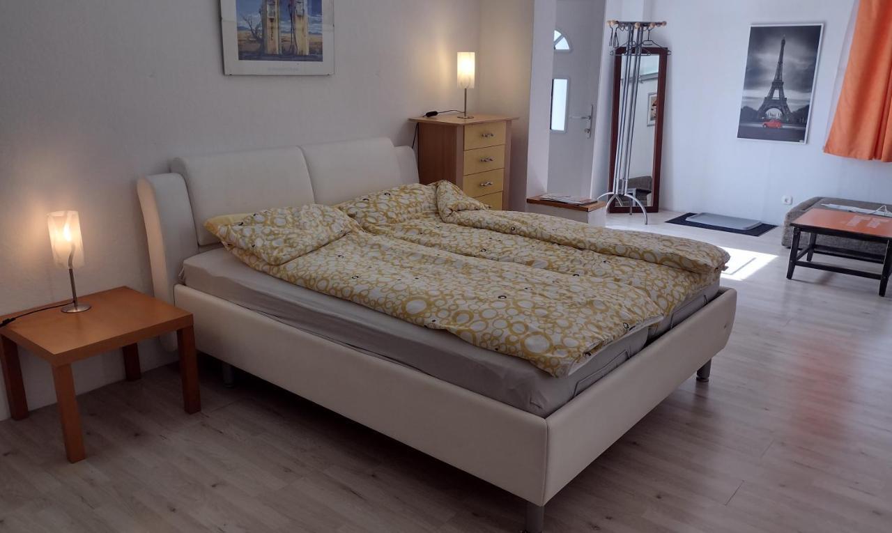 Kleines Gemuetliches Apartment In Zentraler Lage Prien am Chiemsee Zewnętrze zdjęcie